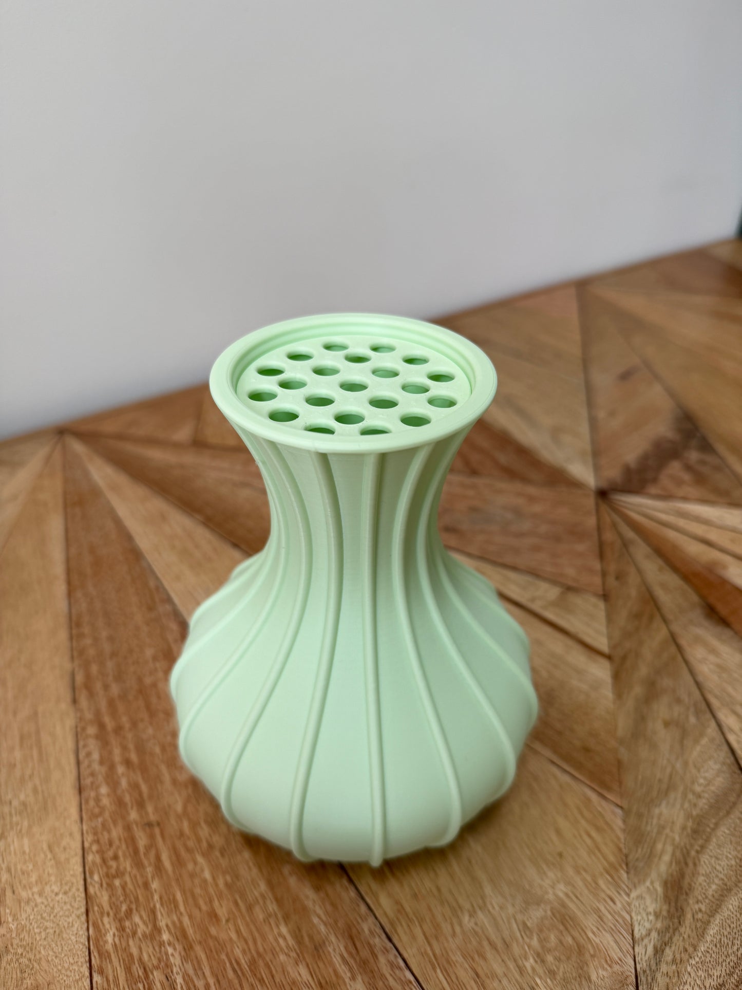 Lily | Ribbed Fluted Vase