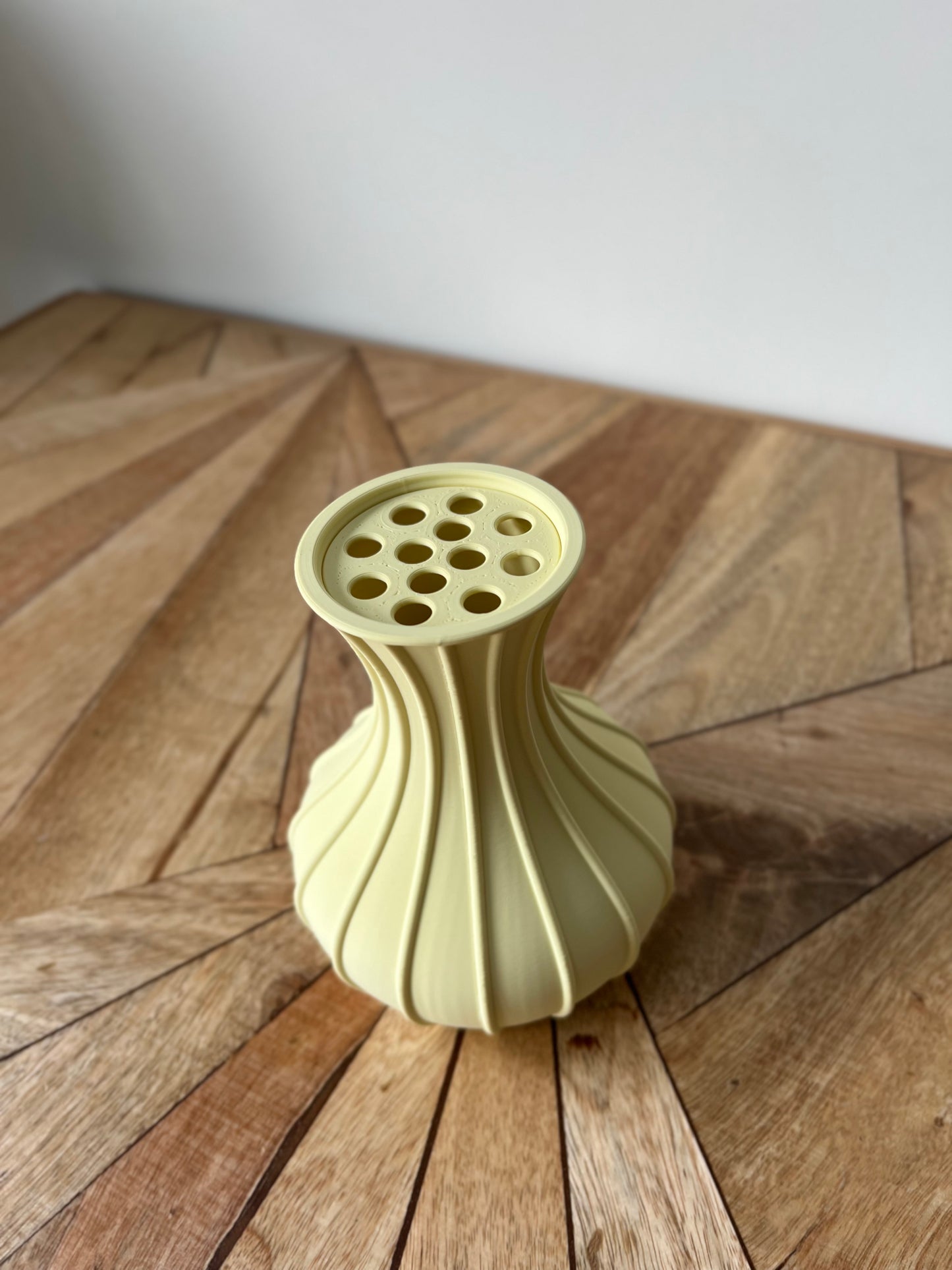 Lily | Ribbed Fluted Vase