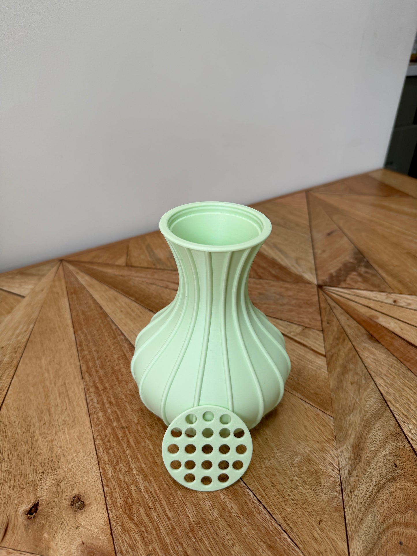 Lily | Ribbed Fluted Vase