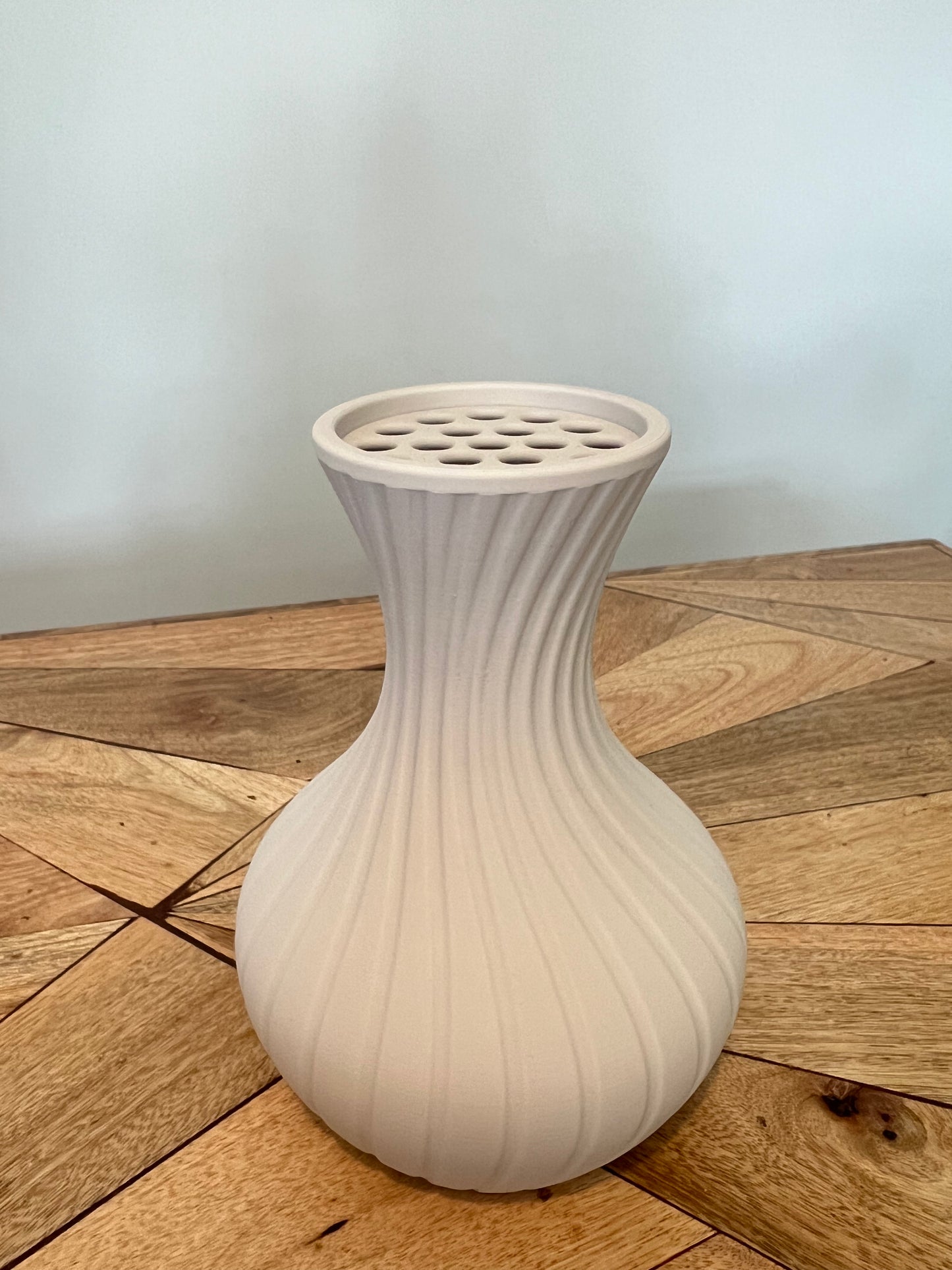 Dahlia Striped Flared Vase for LEGO® & Artificial Flowers