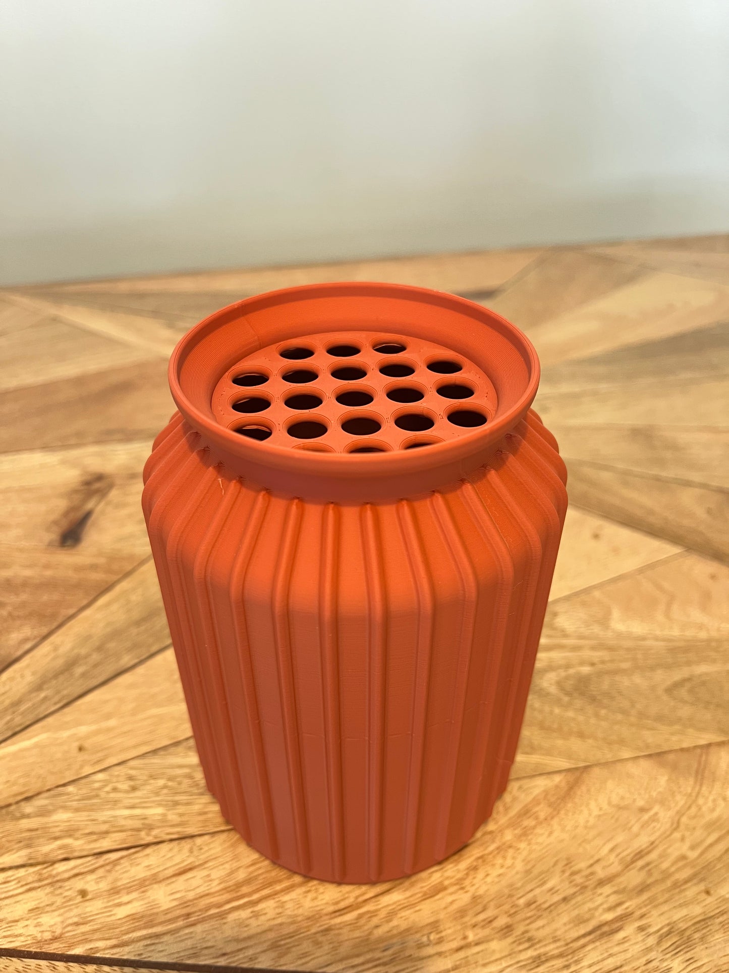 Zinnia Ribbed Cylinder Vase for LEGO® & Artificial Flowers