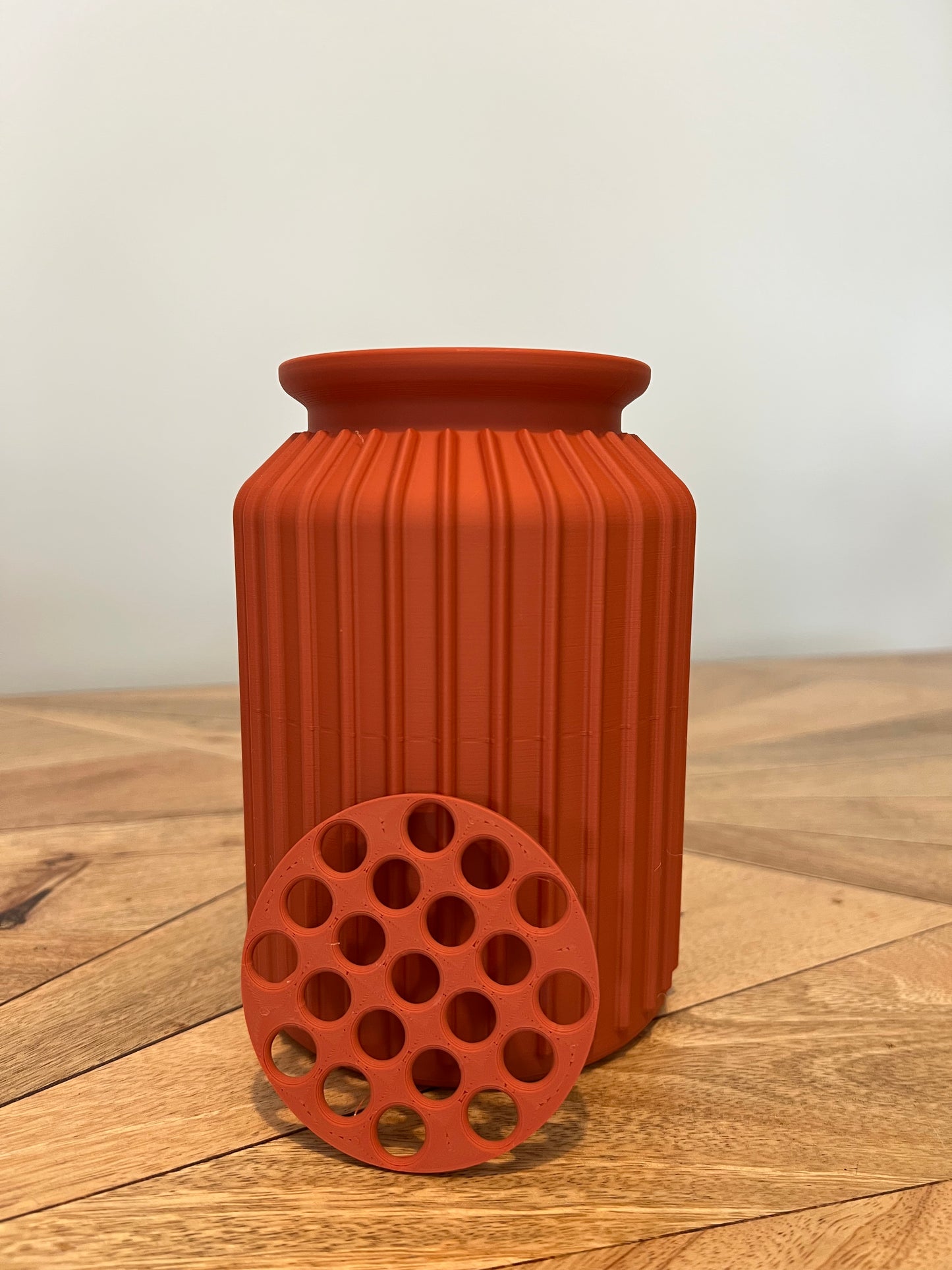 Zinnia Ribbed Cylinder Vase for LEGO® & Artificial Flowers