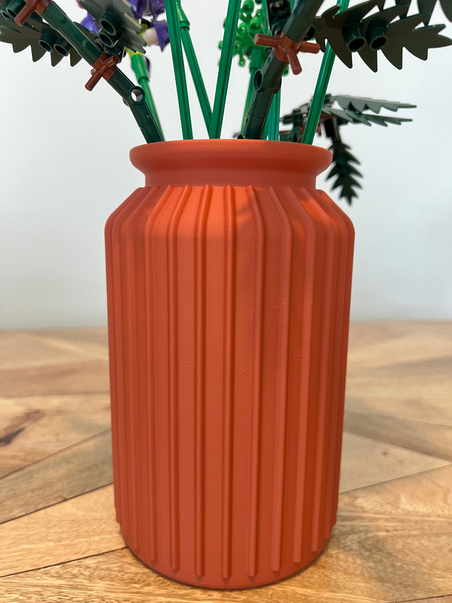 Zinnia Ribbed Cylinder Vase for LEGO® & Artificial Flowers